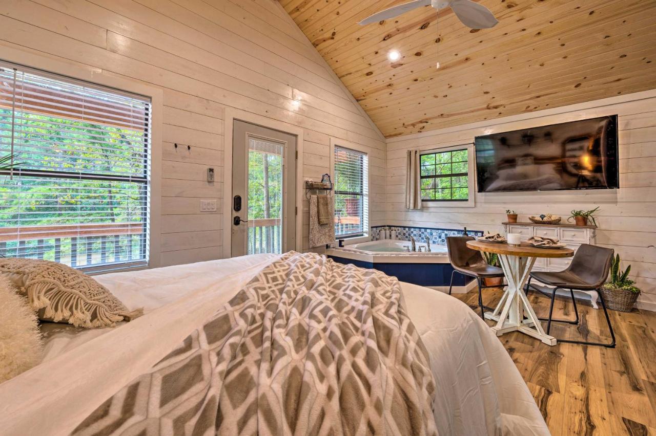 Romantic Broken Bow Cabin With Jacuzzi And Fire Pit! Dış mekan fotoğraf